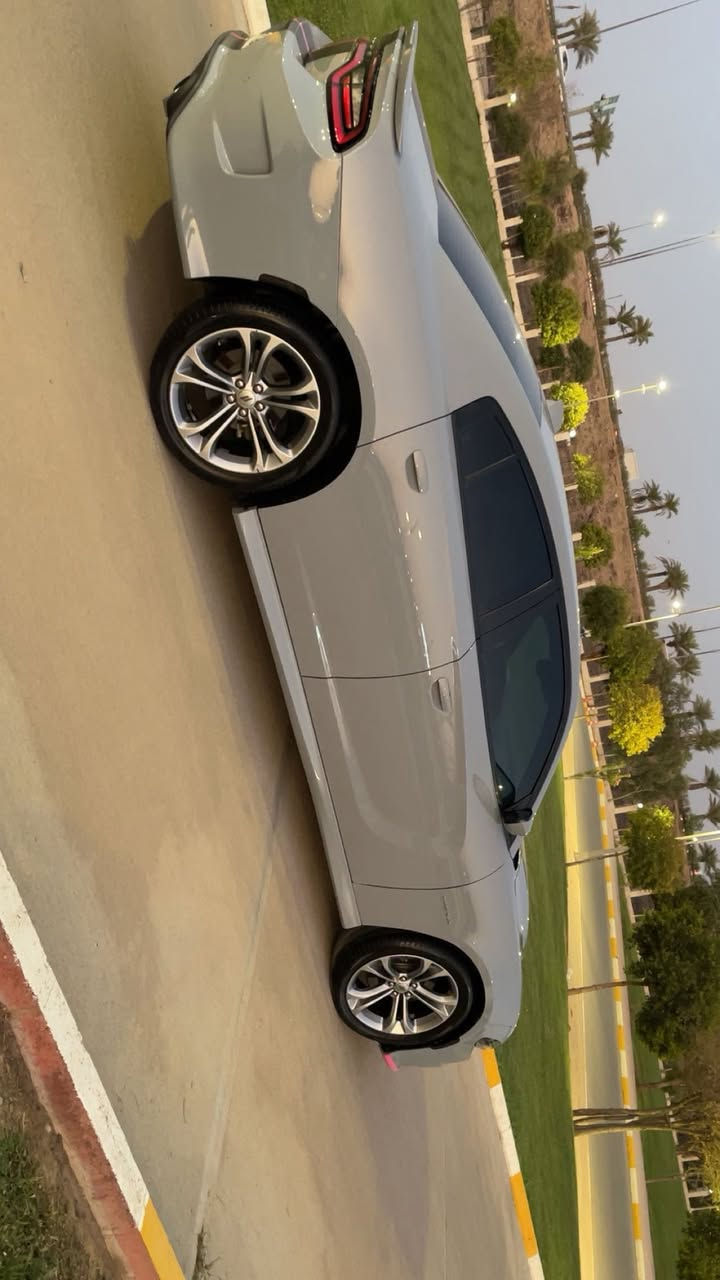 جارجر ٢٠٢٠ مواصفات RT
محرك ٥.٧ ثمانية سلندر 
بس جامرلخ امامي سائق صبغ بدون دواخل
ماشي ١٦ ميل
فول مواصفات بس بدون سلايت
ايرباك كل بلادي
رقم اربيل 
واتساب ***********
