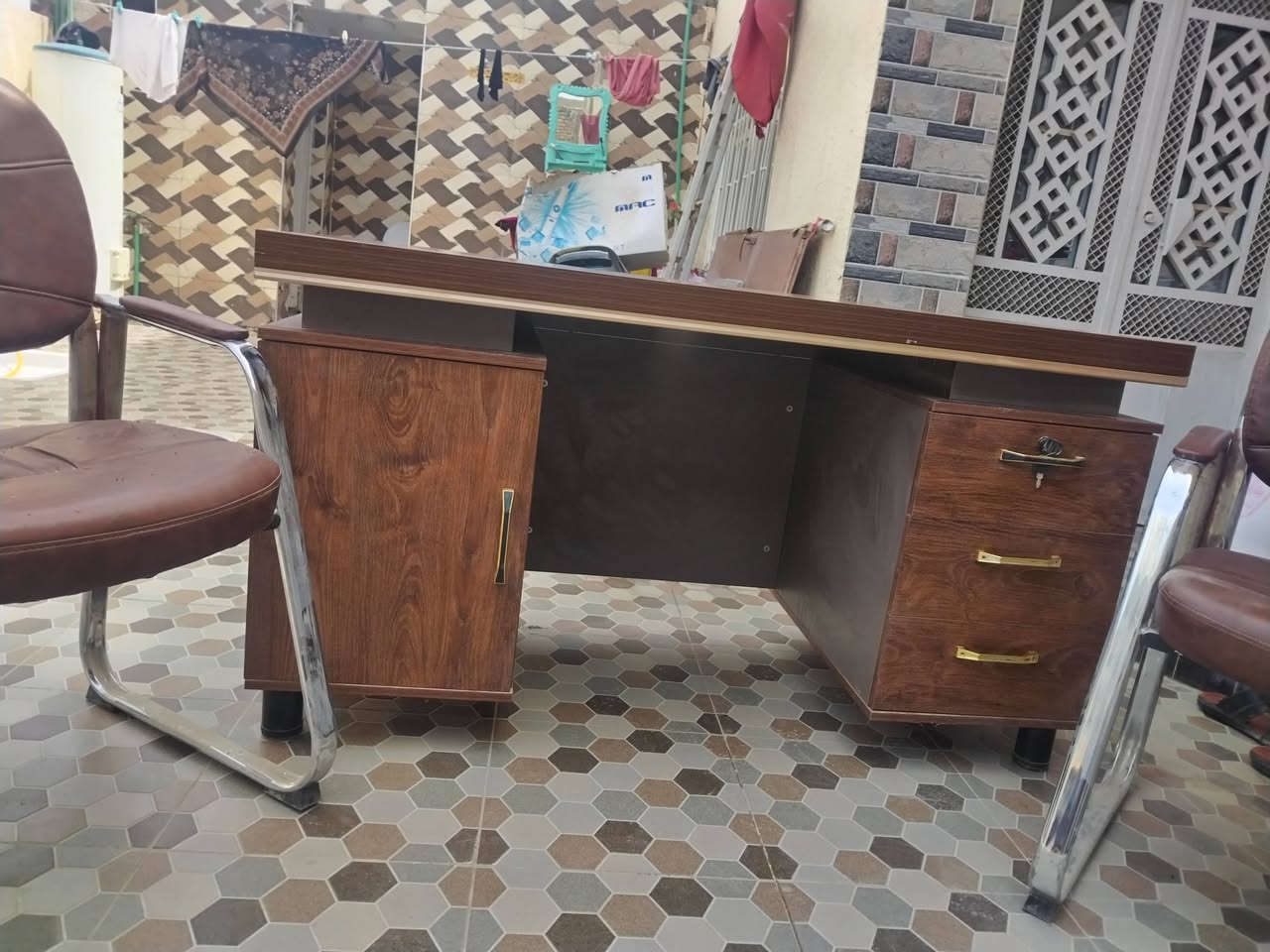 سلام عليكم ميز مكتب نضيف السعر 125 ويا ثنين كراسي


**إذا كنت صاحب هذا الإعلان وتريد حذفه لأي سبب، رجاءا أرسل رسالة إلى الدعم الفني**