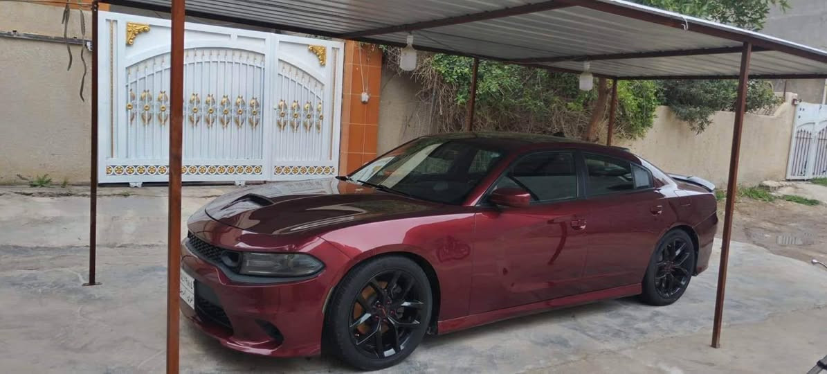 سلام عليكم السعر 200وبيهه مجال قليل
جارجر دايتونا 2017 فول ماعده الفتحه كفاله عامه حادثهه دعاميه وسونارهه موجود لون كرزي مكينه 5700 رقم اربيل بسمي الشراي يتصل ***********
