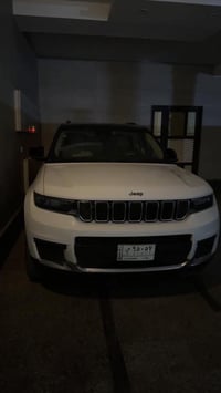 لمتدد ٢٠٢١ • ٧ راكب • مكفول ضربة وصبغ