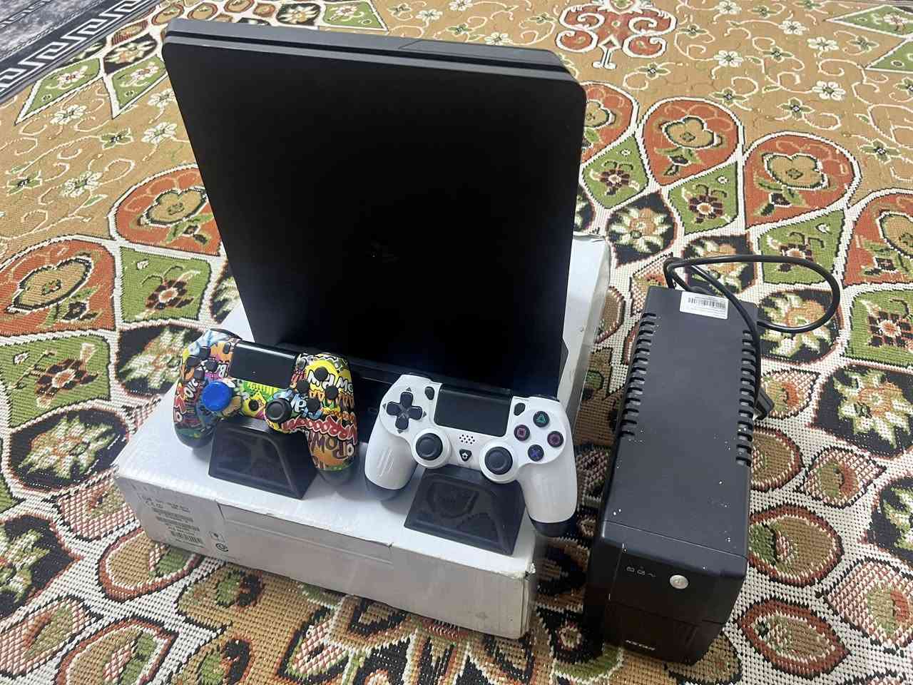 سلام عليكم بلي 4اسلم واحد تيرا سعر ‏مع اليدات ٢٥٠ ‏ما جميع ملحقات 290 بمجال  رقم الهاتف *********** وتساباو ماسنجر
