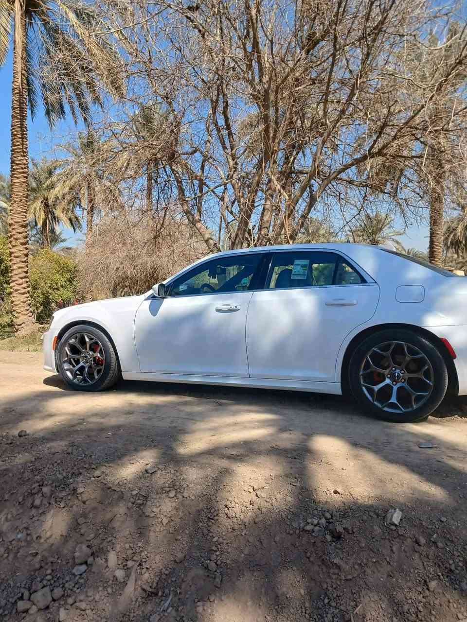 سلام عليكم
اوباما 2013 مواصفات S المعروفه سياره كلين محدثه بس دعاميه اماميه وخلفيه سياره مكفوله كفاله عامه سعره 215$ وبيه مجال حك الجيه ***********
