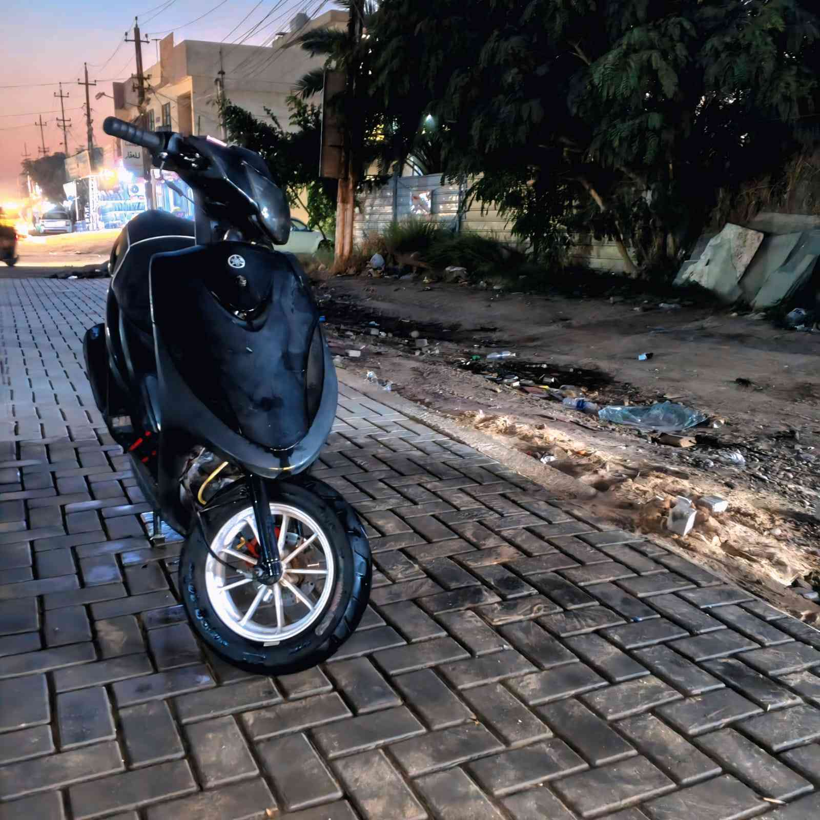 سلام عليكم ورحمه الله وبركاته شباب اعيوني ماكس عدلى نظيفه مفولة   ماكو اي نقص بيهة كهربايات كاملة عداد شغال +كفرات فحمية+بيهة غراض مزود +بوشة55 بيهة شغلة وحدة كبريتر تخربط فقط كل نقص ما بيهة راسلني على وتساب مكان زعفرانية شارع الكهرباء ***********
