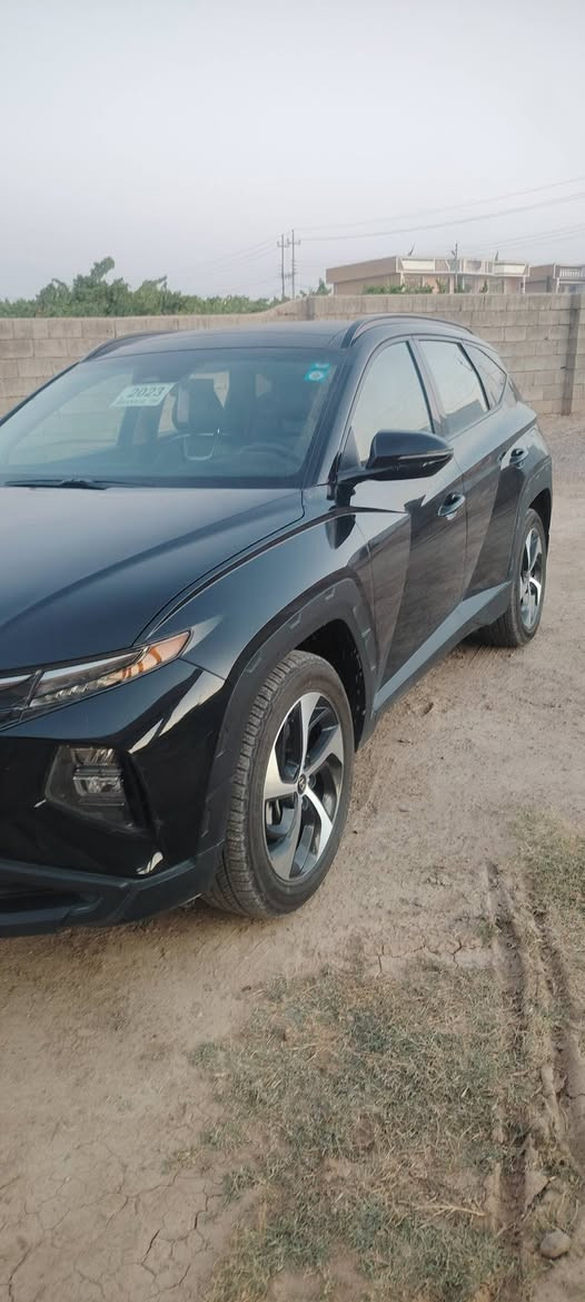 توسان 23 امريكي سياره جديده ماشيه 50,000 فول مواصفات بانوراما تحديد مسار سياره اعلى مواصفات بيها مكفوله كفاله عامه حادثه شبر بالبنيد اليمنى فقط والباقي كفاله العامه السياره بسمي  العنوان صلاح الدين قضاء دجيل سعر 180
رقم ***********
***********
