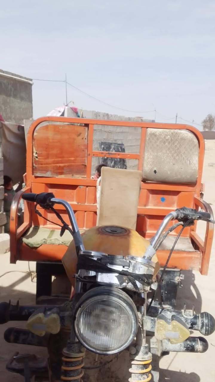 سلام عليكم  دايون للبيع ستوته نضيف وشوفت عينك برقي ما عايزه (وراق صولي) سعر تص(‏‏‪***********‬‏) المو شرايل لا يدوخني (خاص ما جواب هاذ رقم صاحبه)
