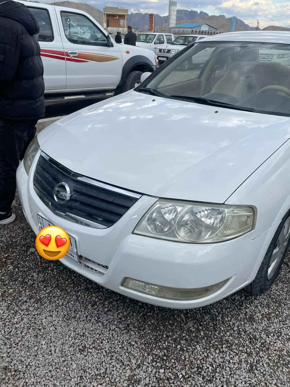 سەرەتا بەناوی خوا نیسان سەنی ٢٠٠٦ بڕاوە سەیارەکە نمونەیە زۆر خاوێنە بێ لێدران کارابایات بەشەرت جائیزە سەیارەکە تەبرید ساردوو گەرم بەشەرت شوێنم ڕانیە تکایە موشتەری نیە سەری خۆتوو منیش مه هێشێنە ***********سعری ٤٥ وەرەقەو مەجال
