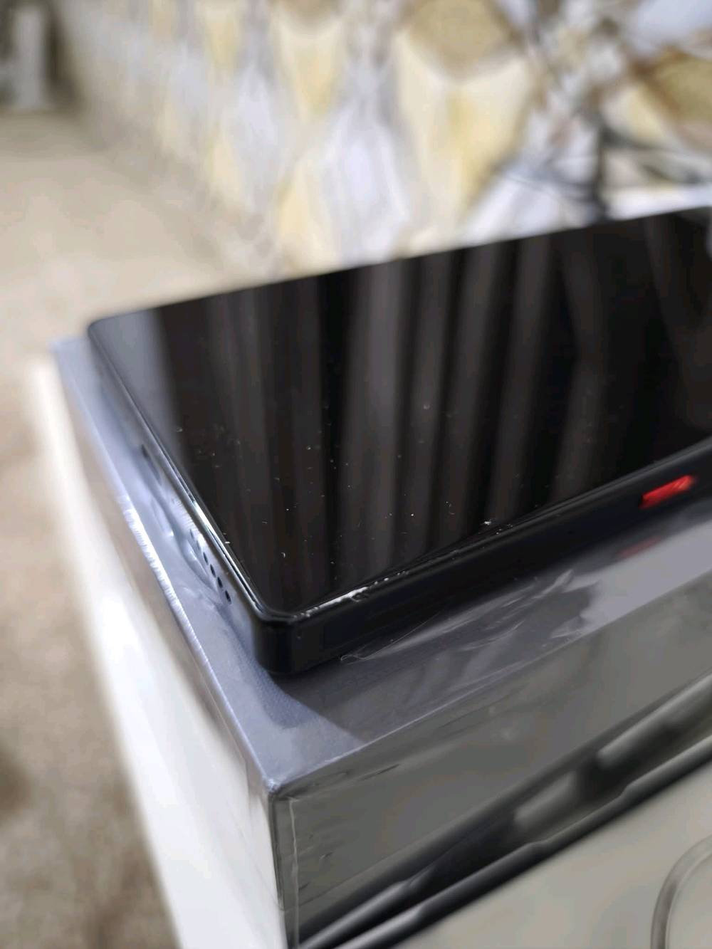 الـسلام علـيكم ورحـمة اللّٰـه وبـركـاتـه 
-  RED MAGIC 11 PRO 
- للـبيع او الـمراوس شـعندك نـزل 
- ذاكـرة ﴿ 256 ﴾
- رام ﴿ 12 + 12 ﴾ 
- جـهاز نـظيـف حيـل وكـلشـي موضـح بالصـور 
- الـمروحـة فـقط واكفـة ومـاعرف شنو الـخلل 
- الـجهاز ﴿ مـو مفـتوح ﴾ 
- الـجهاز ضـمان 12 شـهر 
- أستـخدام اقـل الشهـرين 
- مـلحقات ﴿ كـارتونة . شاحنة . كيبل . كفر حديد . مـروحـة تبـريد عادية ﴾ 
- الـسعر ﴿ 900.000 ألـف ﴾ قـفل 
- مـكاني ﴿ ديـالى _ الـحويش ﴾ 
- تـواصل ﴿ مـاسنـجر _ واتـساب ﴾
- ***********