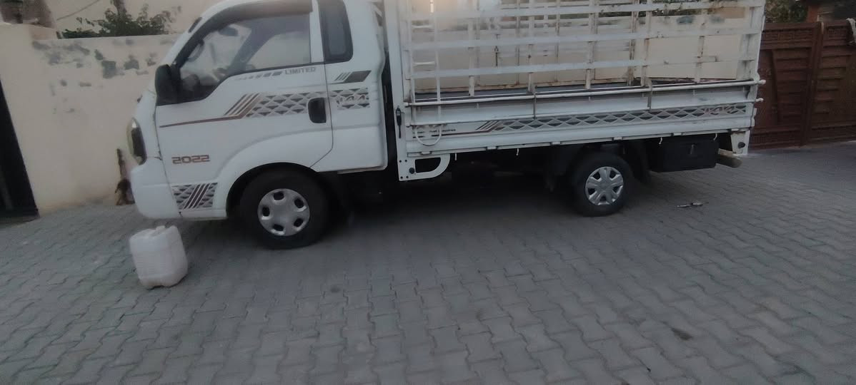 السلام عليكم كيا 2700 للبيع موديل 2022 رقم بغداد سياره جاهزه السعر 125  عنواني بغداد جسرديالئ القديم ***********
***********
