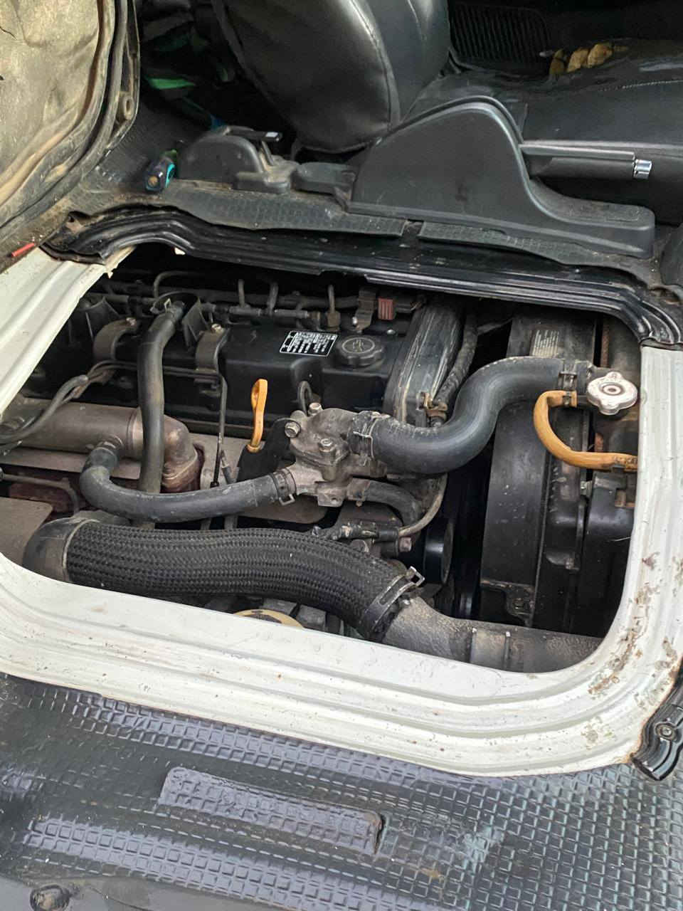 كيا حمل موديل 2010   رقم نكليزي بغداد بسمي مكينه طرمبه صار ١٠ايام من شديتها هيه ولكيرر سياره  بلاديه لاصبغ ولاضربه عل وضع شركه بيها شخوط وجراد تخم تاير صار شهر من شاده    مكاني بغداد ***********السعر 115 ابيع بدون محجر ابيع
