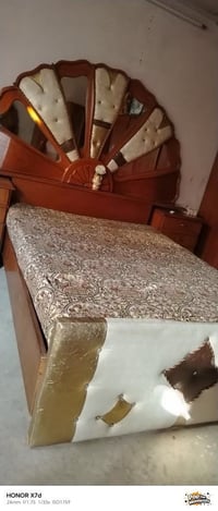 تخت نفرين • قنصور • سرير مزدوج • غرفة نوم • اثاث • اثاث منزلي