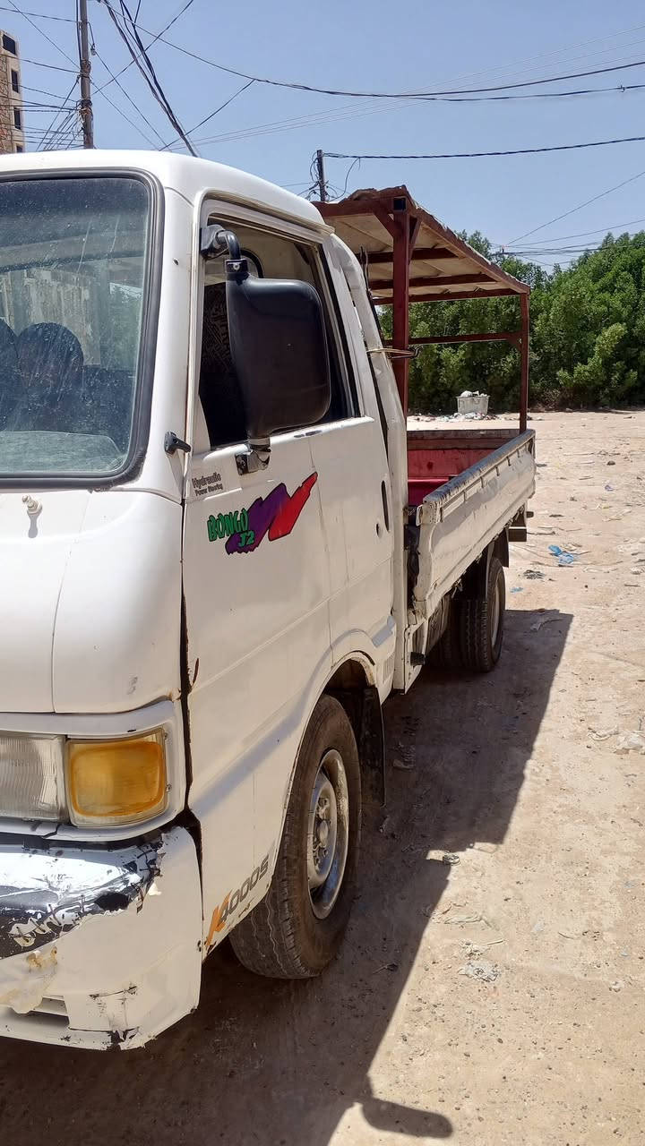 السلام عليكم سيارة بنكو تك قمارة سيارة مكفولة رقم شاصي وشاصي مداور تخم تاير جديد بكاني نجف رقم السيارة الانبار  السعر 42 اللاستفسار رقم الهاتف ***********
