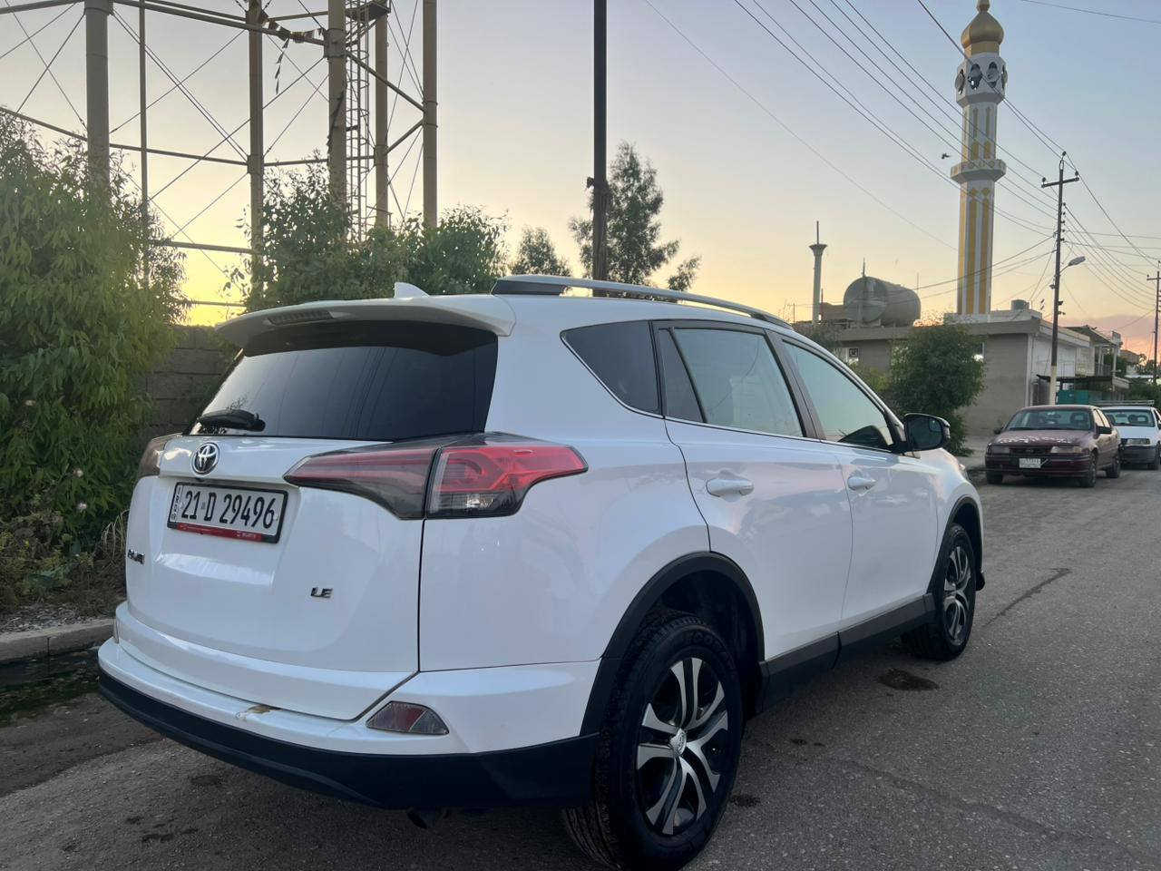 Rav4 2016 Le 

ڕاف 4 مۆدڵ 2016 LE 

مواسەفات le 
تەحەکم سوکان 
کامیرا و شاشە 
سەنەوی 2028 مانگی 8 
گێڕ و مەکینەی بەشەرت 
کرانەوە و دەنگ و سەرفی نیە 
ڕۆشتنی 102 هەزار حەقیقی 
زۆر پاک ماوەتەوە 
چوار تایەی تازە 
چوار پارچەی بۆیاخ 
سعری :١٥٤ مەجال 
ژمارە :: *********** 
ڤایبەر و وەتس ئەپی لەسەرە كركوك, العراق
