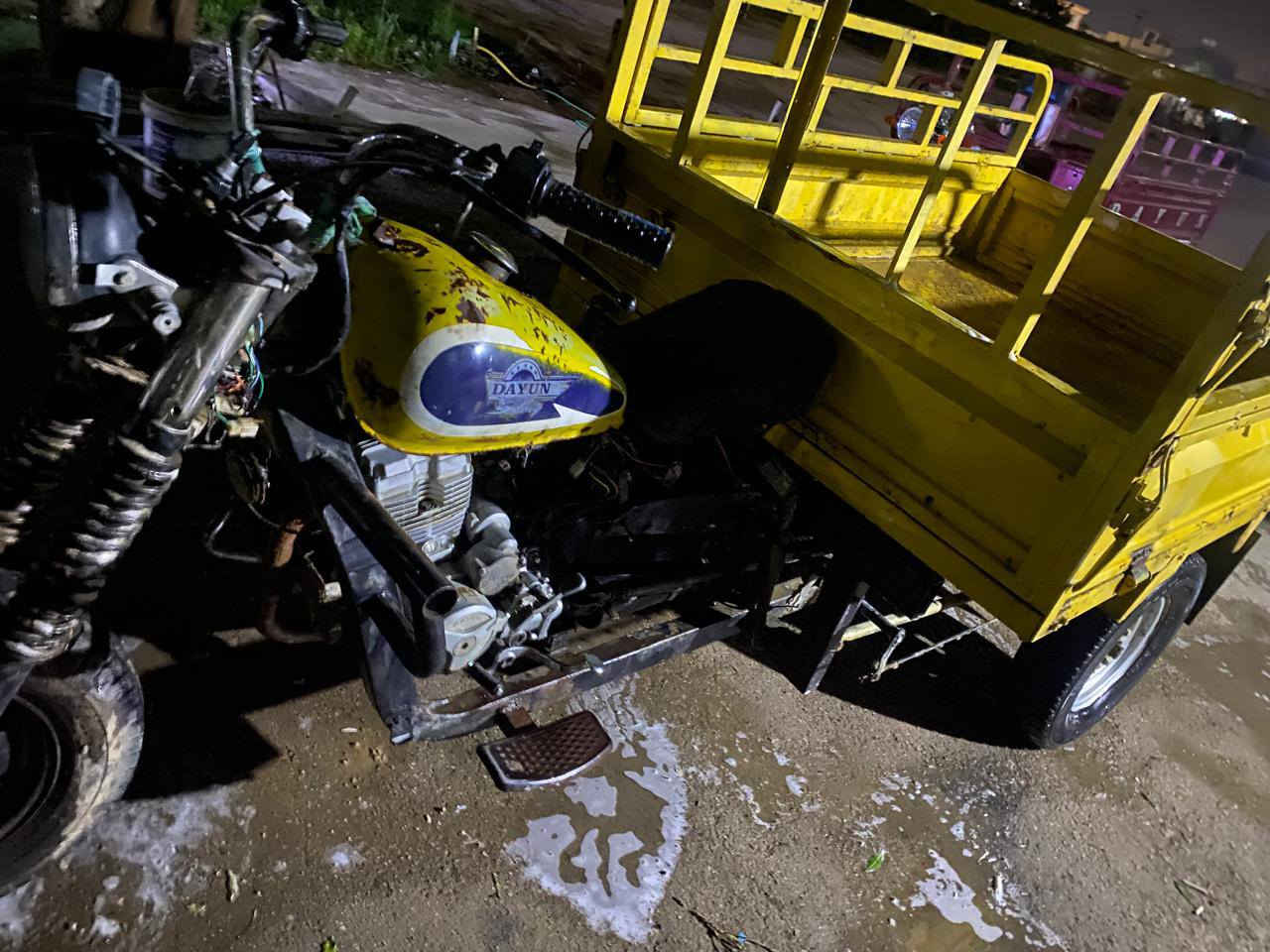 دايوان 14 أوراق اصولي مكاني واسط عزيزية ب900 وبيها مجال للشراي   ***********
