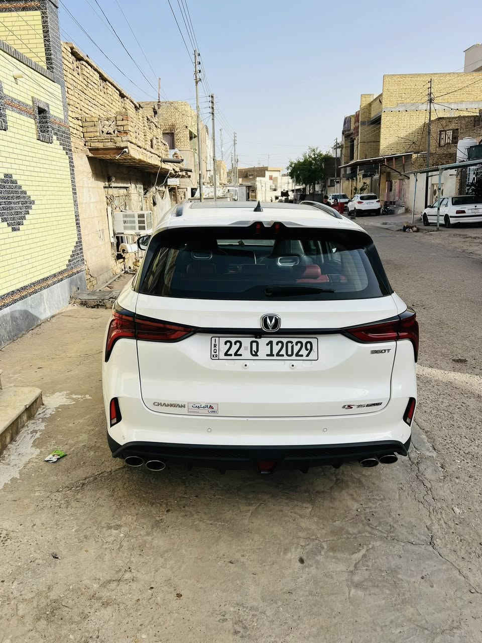 السلام عليكم
سيارة شانجان cs75بلاس للبيع

مديل 2021 

سيارة نضيفة ما بيهة اي نقص

مواصفات:

كشنات تدفئه تبريد 

تشغيل عن بعد

بانوراما 

قياده الية وتثبيت سرعه

جام 4 اوتماتيك 

5كامرات

اناره ليد داخل السياره 

ثلاجه داخل السياره

وبعد بيهة مواصفات اهوي

رقم اربيل وكاله او تحويل مباشر

عداد الكيلو 82،000

سياره بيهة خسفه خفيفه كلش بلبنيد 

وشخط گد شبر بلجاملغ الايمن وباقي السياره مكفوله من كلشي

السعر182 ورقة $$ 

الي حاب يتفضل واتساب او اتصال

***********
