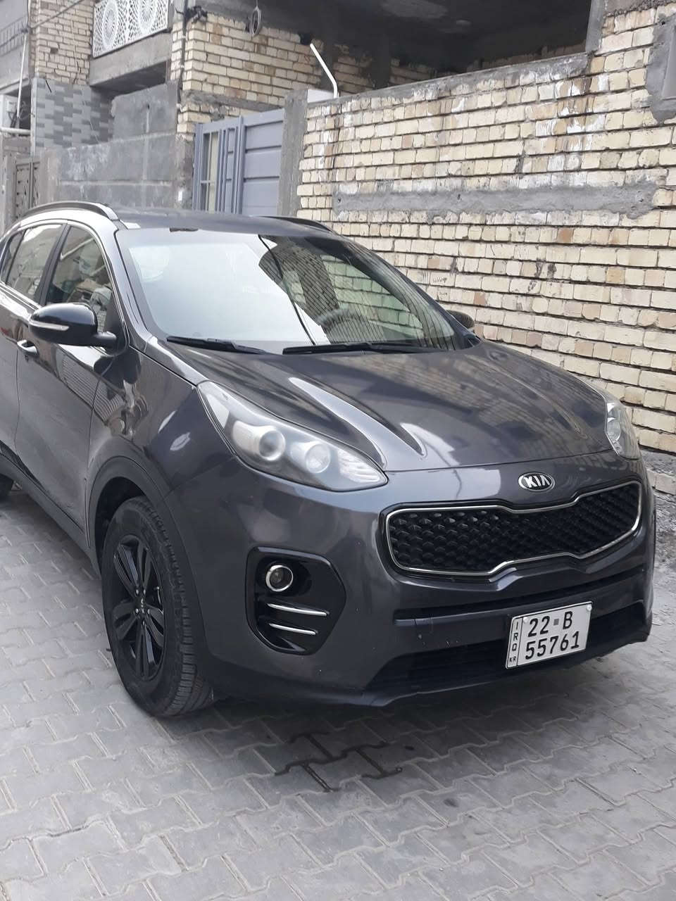 السلام عليكم  من رخصة الادمن كيا سبورتج موديل ١٧خليجي ماشية ١٠٠ كامل مواصفات بدون ضربة بدون أيرباك للبيع المكان بغداد الشعلة للأستفسار ***********
