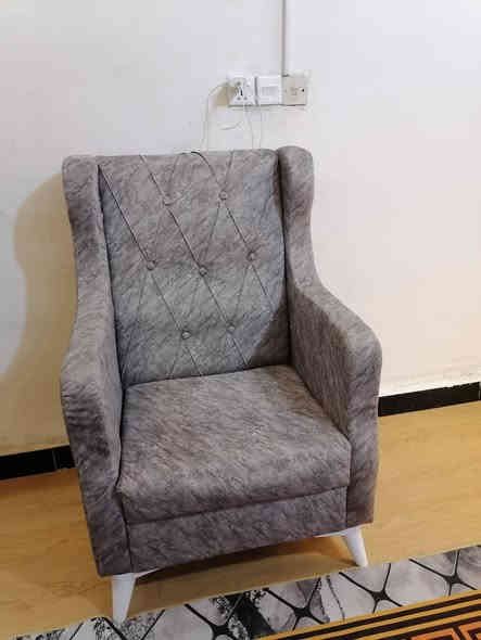 تخم 5مقاقد بسعر 150 نضف كلش المكان حي الجهاد رقم الهاتف ***********
