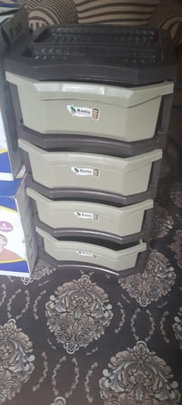 مجرات • للبيع