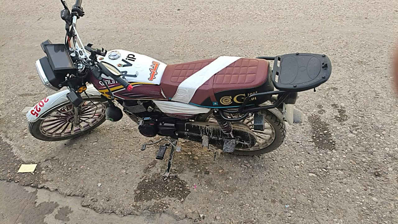 السلام عليكم دراجه للبيع تفاصيل خاص ***********
