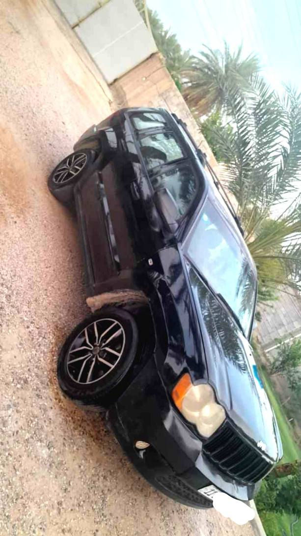 جيب موديل 2008رقم بغداد باسمي صبغ عام بدون كلبة او جفية حادث الوارد جاملغ امامي ايمن محرك بي صرف بيع او مراوس بسيارة صغيرة كوري***********
