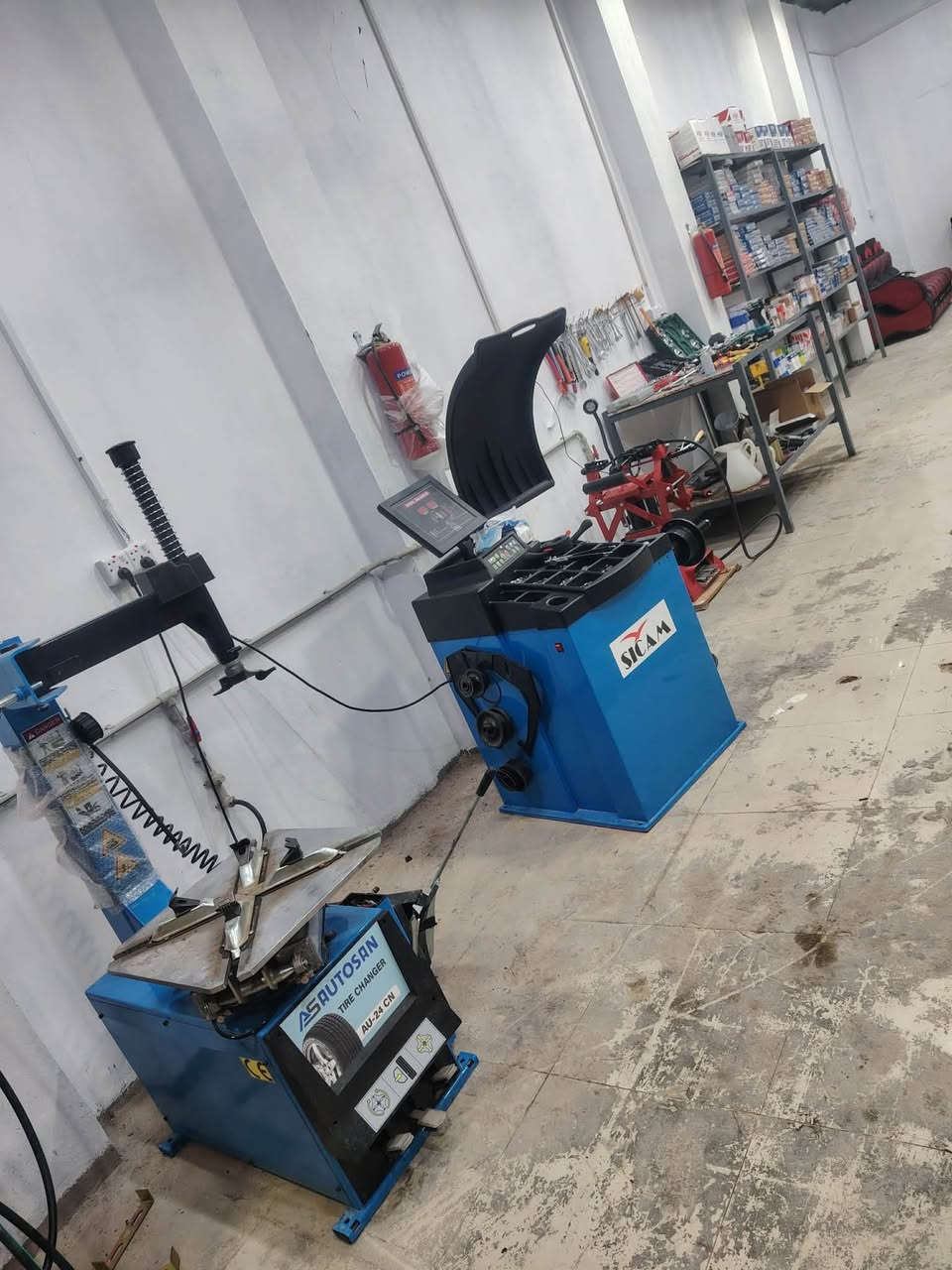 �🔧 افتتاح جديد في القائم 🔧🚗
تم بعون الله افتتاح مركز وخدمات يوسف بإدارة ثامر عواد عبيد لخدمة أصحاب السيارات وتقديم أفضل الخدمات وبأسعار مناسبة.

✅ تبديل دهن بجميع الأنواع الأصلية

✅ بنچر

✅ بلنص إلكتروني دقيق

✅ زيوت سيارات بمختلف الأنواع

✅ بطاريات

✅ إطارات

💬 الشغل مضمون والنصيحة قبل الشغل، ثامر معروف بأخلاقه وتعاملِه الطيب ويحرص على الشغل الزين لزباينه.

📍 العنوان: الشارع الحولي الغربي – تقريباً مقابل دائرة الكهرباء.

حياكم الله ونورتونا، ونسعد بخدمتكم في أي وقت.

الرزق على الله والبركة بوجودكم


**إذا كنت صاحب هذا الإعلان وتريد حذفه لأي سبب، رجاءا أرسل رسالة إلى الدعم الفني**