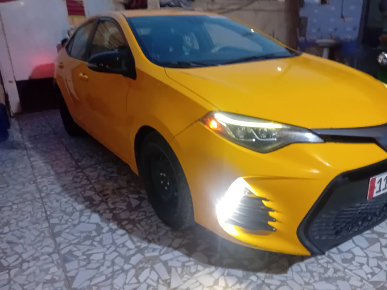 كورلا وارد أمريكي مديل 17 حادثها موضح بل صور السيارة جاهزة من جميع النواحي بسمي رقم بغداد السيارة بدون تبديل بدون يرباك صبغ وحدة ***********
