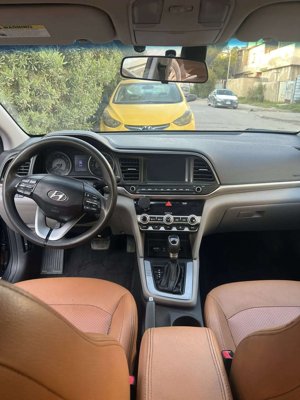 النترا موديل 2020 نص فول محرك 2000 سياره جاهزه للعمل سعر ١٢٥ وبيهه مجال بصيط *********** متوفر وات ساب
