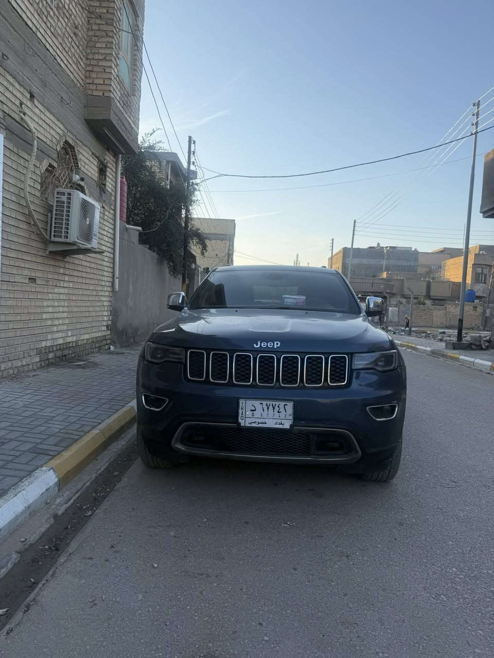 جيب گراند شيروكي Limited Trail Rated موديل 2021
فور ويل درايف (4WD) 

🔸 ماشية: ٤٩
🔸 كشنات جلد + كرسي مساج
🔸 كشنات كهربائية مع تبريد
🔸 كاميرا + حساسات
🔸 نقطة عمياء
🔸 فتحة سقف بانوراما 
هيدروليك جكات ، لايت زنون جنطة كهربائية، تشغيل عن بعد، والحادث كلش بسيط وموجوده بالصور،


**إذا كنت صاحب هذا الإعلان وتريد حذفه لأي سبب، رجاءا أرسل رسالة إلى الدعم الفني**