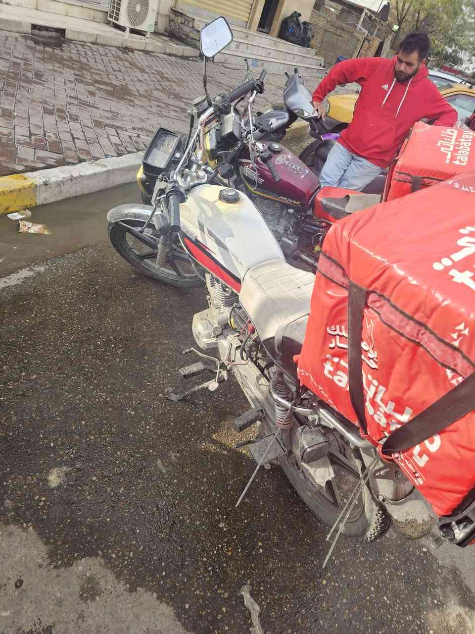 سلام عليكم دراجة  ايرانية للبيع كلشي شغال بيها السعر ٤٥٠ الف بيها مجال شوية رقم الهاتف
0770593262 مكاني الاعظمية


**إذا كنت صاحب هذا الإعلان وتريد حذفه لأي سبب، رجاءا أرسل رسالة إلى الدعم الفني**