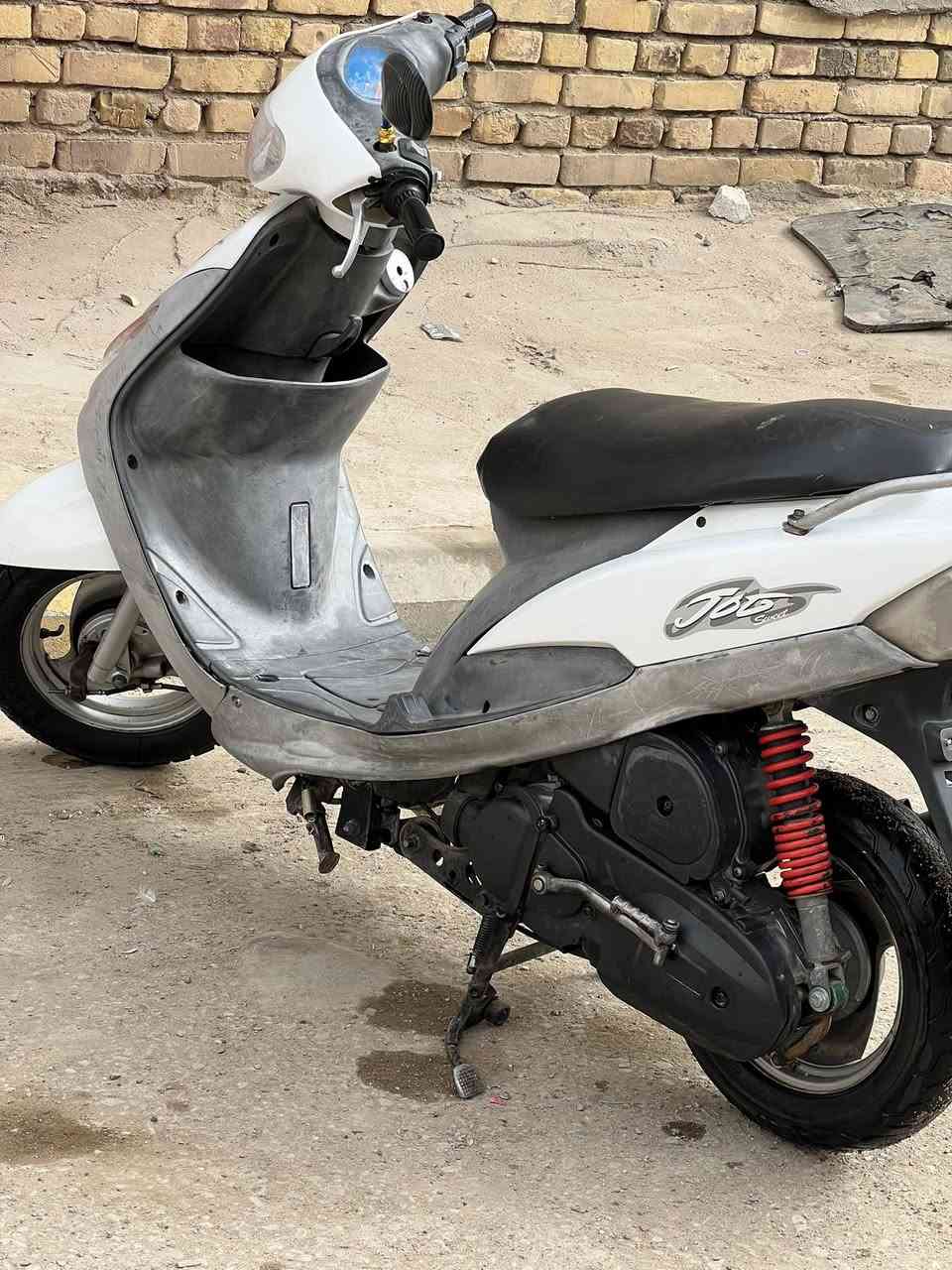 سلام عليكم دراجه لبيع كلشي شغال كهربايات كلشي ما مفتوحه تجي يفحص وشوف السعر 700وبيه مجال مكاني ناصريه مركز رقمي ***********
