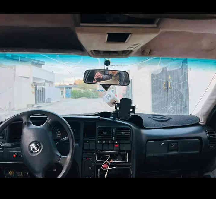 سلاو لە هاوریانی خۆشە ویست ئارم پلستک گیرو مەکنە بەشەرت گەرمو فرجە بەشەرت توندو تۆلی بەشەرت سیارەکە بس ماش اللەی دەویت لە قەوتی خۆی بیزارە بیزن زۆر کەم دەخوات نرخ 17ورەقو مەجالکی برانە شوین هەوڵیر گۆرنوش دەکەم بەشرتی دل گرتن راقم موبیل *********** أربيل, العراق
