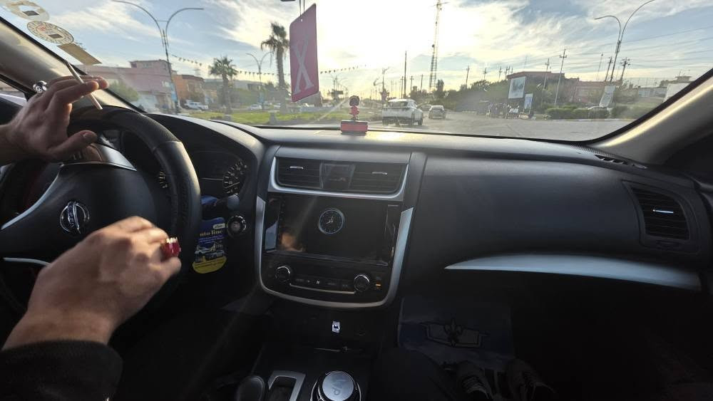 سيارة نيسان التما ٢٠١٦ سعرها ١٢٥ وبي مجال بسيط  ماشيه ١٠٩ ميل ضررها فقط بونيد وبيها اشويه بارده بجاملغ الخلفي شي كلش بسيط سيارع جاهزه مكمله ربع متحتاج تصرف عليها دهن كير محرك كلها جديد  كهربائياات كلها جديد مواصفات Sv المعروفه  صايره حمام جديد فيت بمب كله جديد كلشي بي جديد اصعدها وروح رقمها جديد سنويه لل ٣٠ اتريد تحويل،وكاله كلشي يصير 
والسوك كلشي بيها معجبك المنشور اعبر وروح
*********** خناقين, ديالى
