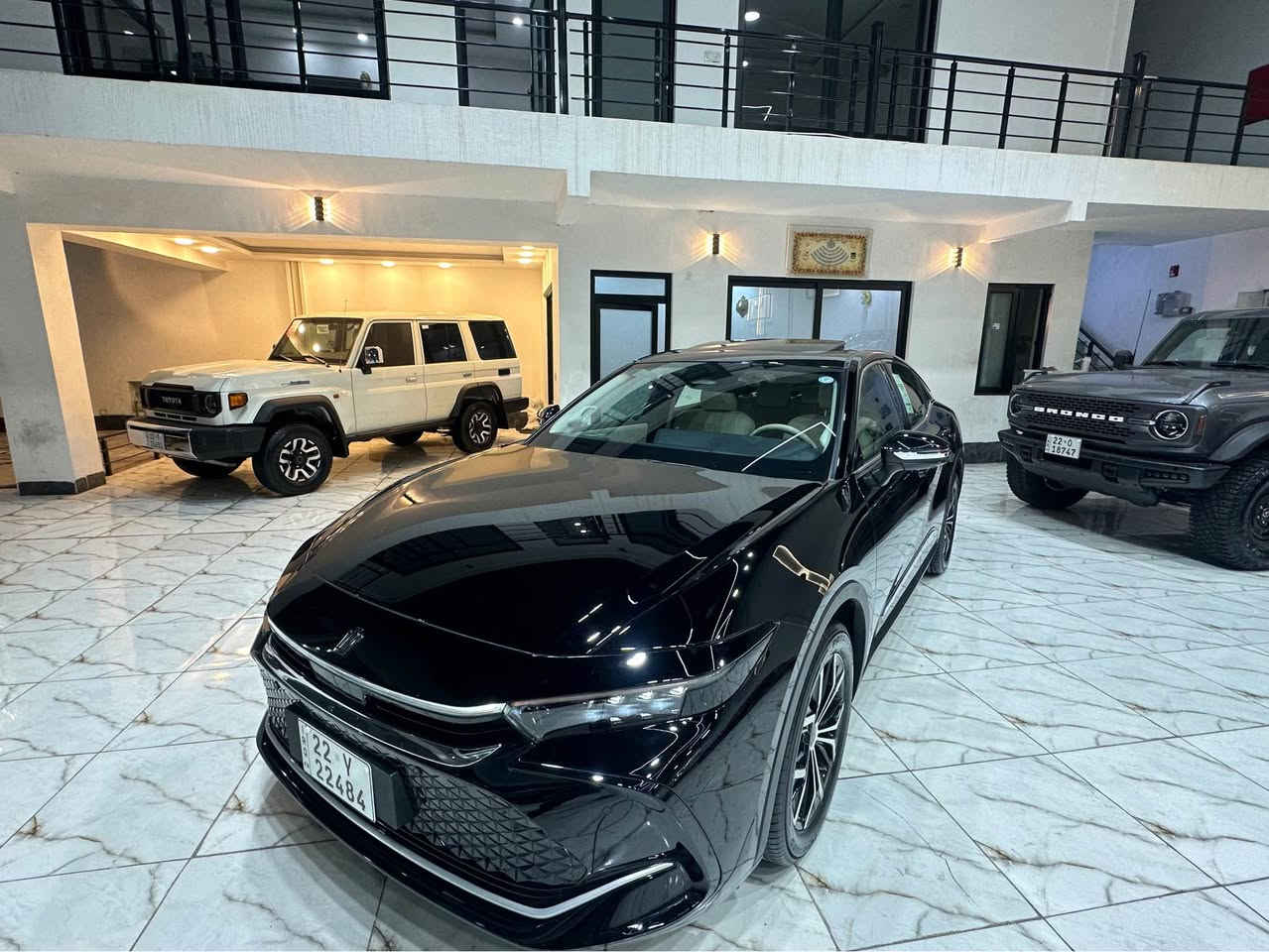 تويوتا كراون
مؤديل:2023
 مواصفات:-فول-PPF
سلندر:بزين-هايبريد
كيلؤمتر:4000
***********
*********** أربيل, العراق
