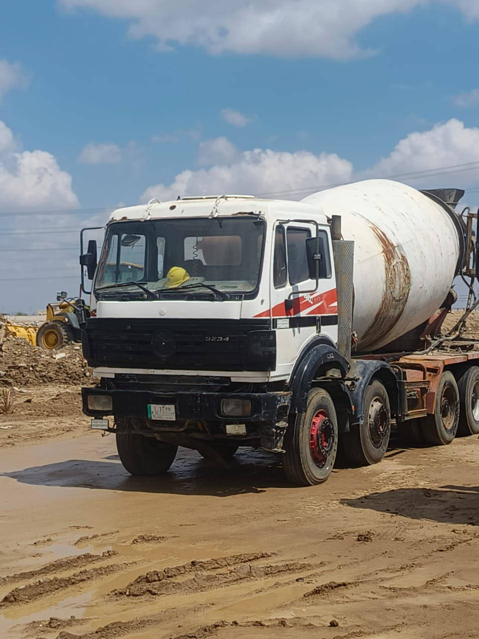 للبيع ‏مكينة 6 سوبر جديدة 10 م
رقم واسط  ***********
