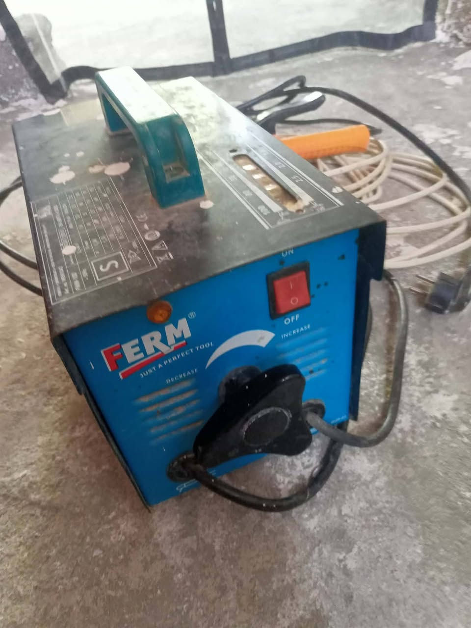 جهاز لحيم البيع نضيف مابي اي عيب سعرة 75 بي مجال مصيط عنوان كركوك شراي خابر ***********
