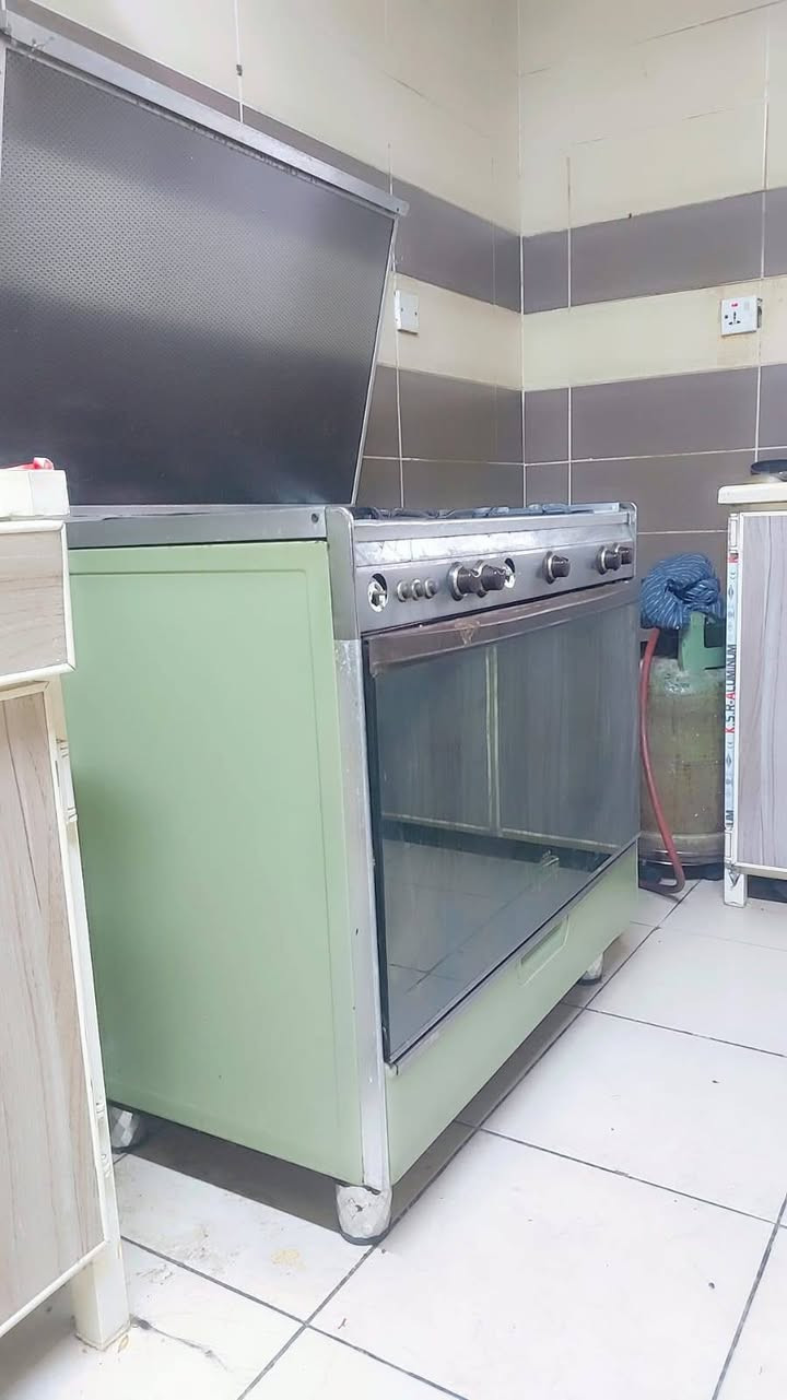 سلام عليكم طباخ كريازي الباب لأول لاصلي الونين عيونه ما شاله عليهن فرن مالته كامل بس نقص صينيه فرن مكان الطباخ اربيل اوينه شار قرب بنصلاوه


**إذا كنت صاحب هذا الإعلان وتريد حذفه لأي سبب، رجاءا أرسل رسالة إلى الدعم الفني**