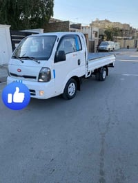كيا بنكو موديل 14 2700 رقم ديالى انكليزي  مكانها بغداد مصفرة هيئة و وغ...