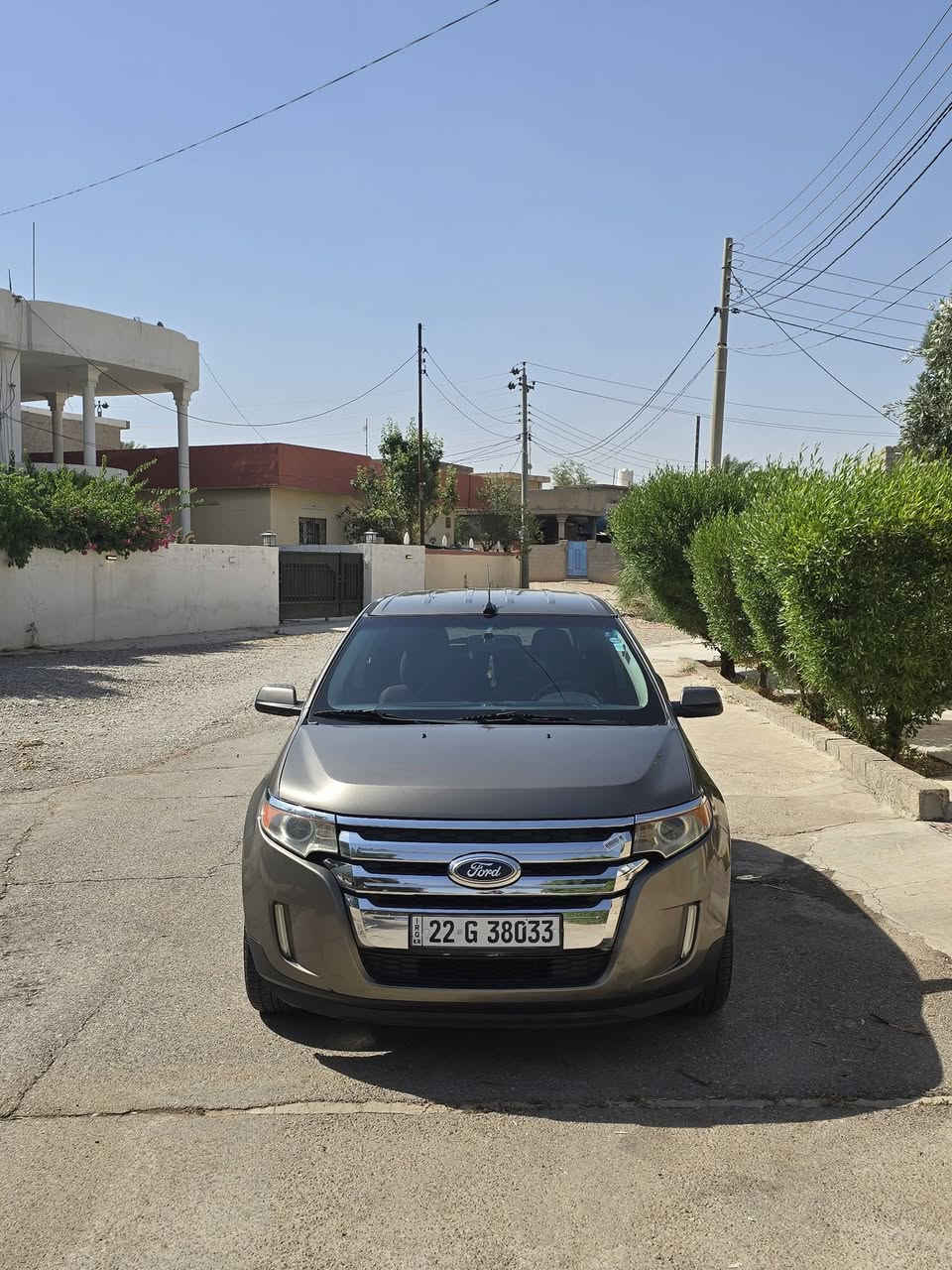 🚗 إعلان بيع سيارة: فورد إيدج امريكي
​ 
ملاحضه (السيارة كلين تايتل بدون ضربه)

​تفاصيل السيارة:
​
​الموديل : 2013

​السنوية: جديد لل 2030

​المحرك:  6 سلندر، حجم المحرك 3.500

​اللون: برونزي 

​🛠️ حالة السيارة والمواصفات:

​الدواخل: نظيفة جداً وبحالة ممتازة.
​التبريد: ثلج، شغال أمامية وخلفية 

​شرط تحويل: تحويل او وكاله ثاني يوم 

​مواصفات أخرى: تحكم ستيرن، كاميرا خلفية، حساسات، كلمه مرور قفل خاص بك

​مكان السيارة: ديالى خانقين
​للتواصل والاستفسار: ***********
