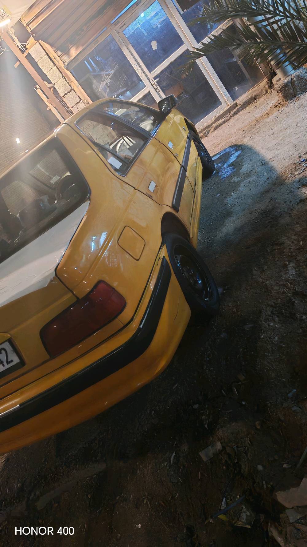 بيجو بارص ٢٠١٨ سياركه مكفوله ماعده الضربه جاملغ الغلفي ورا سايق ومعمر سياره باسمي وسنويه ٣٠ وطخم تاير وحداديه جديده تبريدها شغال ماناقصها شي بس ترتيبات ابيع او مراوس حسب قناعه 