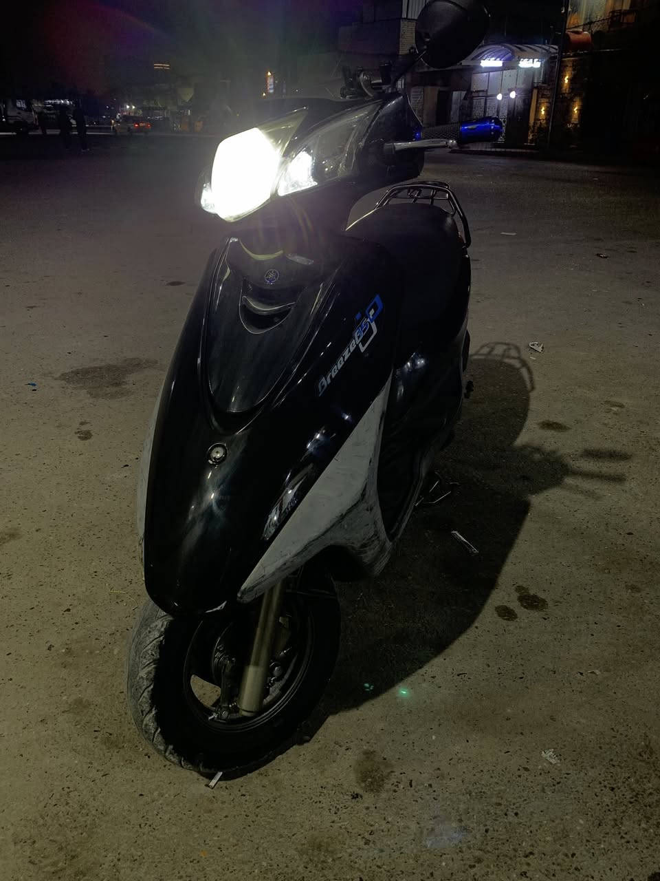 دراجه ببغاء نوزل للبيع
دراجه رمبه بعده جديده ماشيه ١٣ الف تقريبا 
كامله مابيه اي نقص  دراجه نوزل محركه اخرس شلعه معدل جيب اي فيتر وياك وافحص شادله قبق هندر والاصلي بدون هندر موجود تانكيه نضيف كلش مكاني بغداد الحريه سعره ٧٧٥ وبي مجال للشراي


**إذا كنت صاحب هذا الإعلان وتريد حذفه لأي سبب، رجاءا أرسل رسالة إلى الدعم الفني**