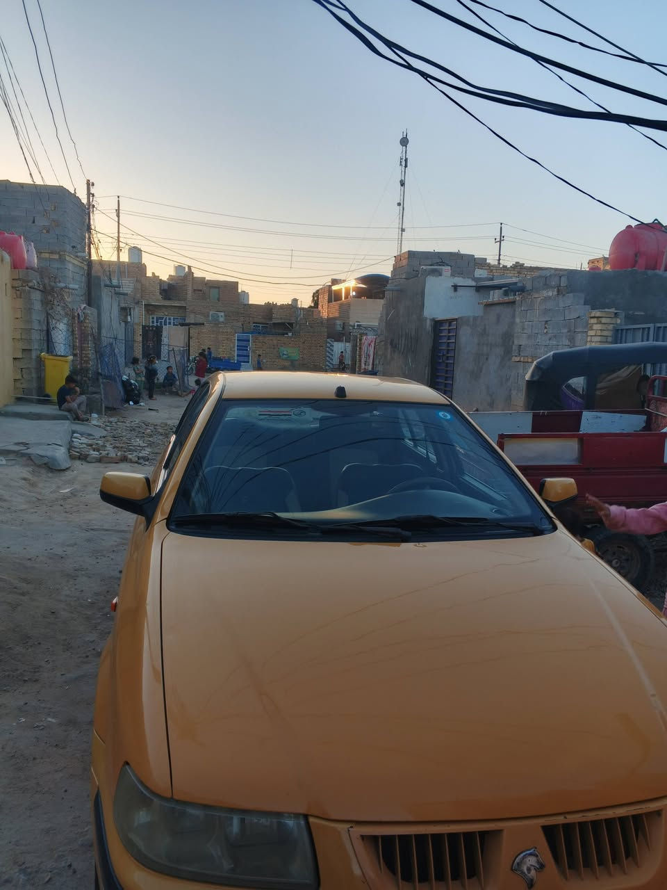 السلام عليكم سياره سمند للبيع سياره جديده مال بيت مامشتغله تكسي ماشيه 120 الف حقيقي سياره مكفوله كفاله عامه السعر 52 هاتف ***********
