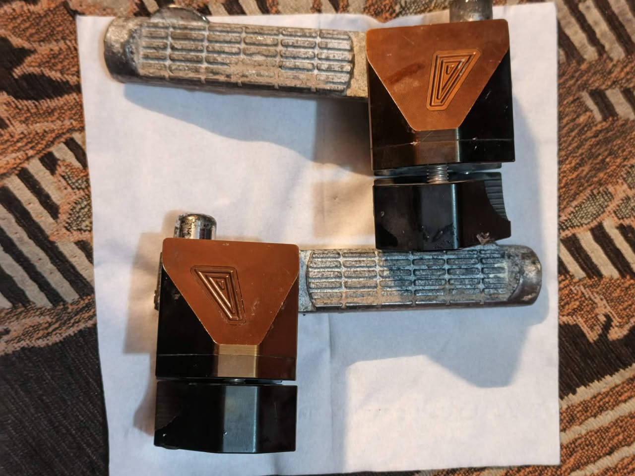 تزويد سكنس جبلي أصلي مال حاويه
للاستفسار خاص تفضل

***********
