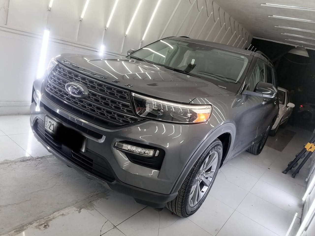 فۆرد
ئێکسپلۆرەر, 2022
ماوەی ڕۆیشتن : 22,000 ميل
پستۆن: 4 پستۆن
بزوێنەر: 2.3T

پانۆراما - سندوقی کارەبایی - حەساس - گەرمکەرەوەی کوشن - بەسمە - دیاریکرنی خێرایی - شاشە - ئاوێنەی ڕادار - کۆنترۆڵی پلەی گەرمی ئۆتۆماتیکی - یاریدەدەری برێک لە کاتی فریاکەوتن - 8 پەرەشووت - لایتی پێشەوەی زینۆن - لایتی پێشەوەی لید - ڕووناکی دەوروبەری ژورەوە - ئەپڵ کارپلەی - شەغال - 4x4 - کورسی سێ ڕیزی vip
ڕەقەمی شانسی دانراوە
بۆ زانیاری زیاتر *********** السليمانية, العراق
