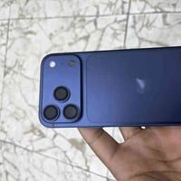 17 برو ماكس 256 مشحون 5 مرات الجهاز بعده جديد مراوس بلون سلفر او برتقا...