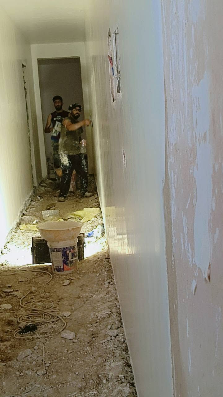 سلام عليكم شقل درجة اولى مكان العمل بغداد وخارج بغداد 
الي يريد يتواصل رقمي موجود بي واتساب***********

