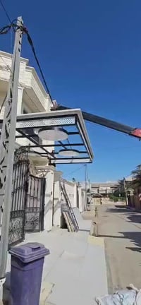 الحمد لله تم بعون الله اكمال نصب السقيفة  بهذا الطراز الجديد العصري  و...