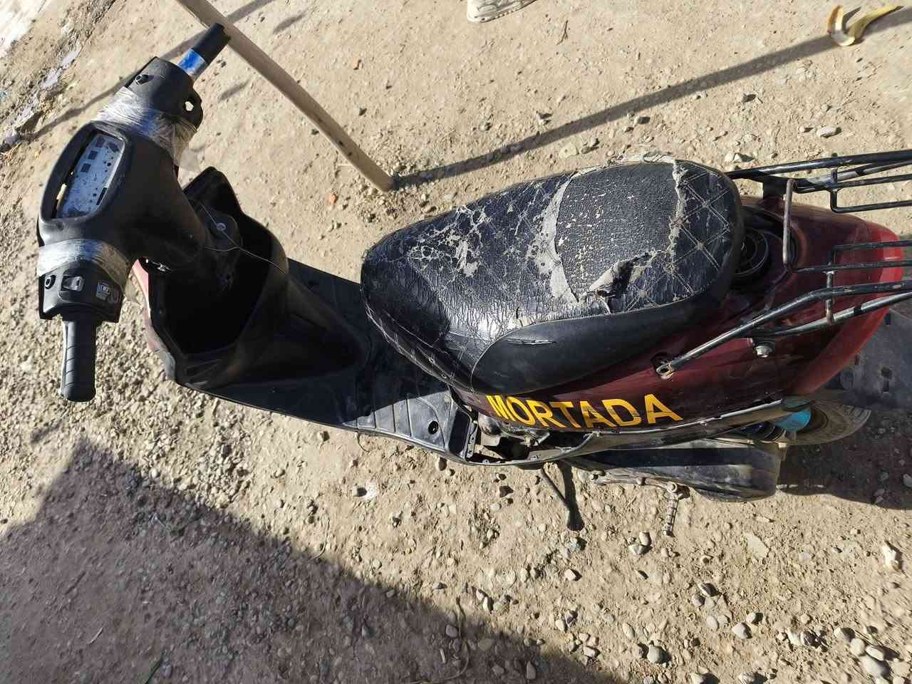 السلام عليكم 

دراجه بيجي للبيع ما عوزهه شي بس تنضيفت كابريتر و الدراجه تمشي ما بيهه بس نضف الكابريتر تصير عدك شلعه و معدل السعر 150 و بيهه مجال 
تواصل خاص و رقم ***********
