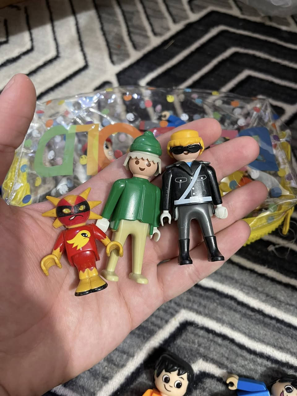 ياالله
مجسمات ليكو عدد 12 قطعه موضحات كدامكم مع الحافظه كلهن ب7 آلاف 

متوفر توصيل


**إذا كنت صاحب هذا الإعلان وتريد حذفه لأي سبب، رجاءا أرسل رسالة إلى الدعم الفني**