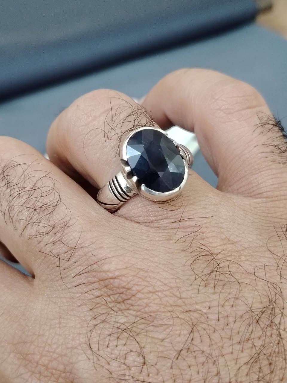 خاتم من حجر الزفير الافريقي الطبيعي
صياغه ثقيلة وجميلة فضه عيار ٩٢٥
يوجد توصيل إلى جميع المحافظات
التواصل ع الخاص او ع الواتساب ***********
