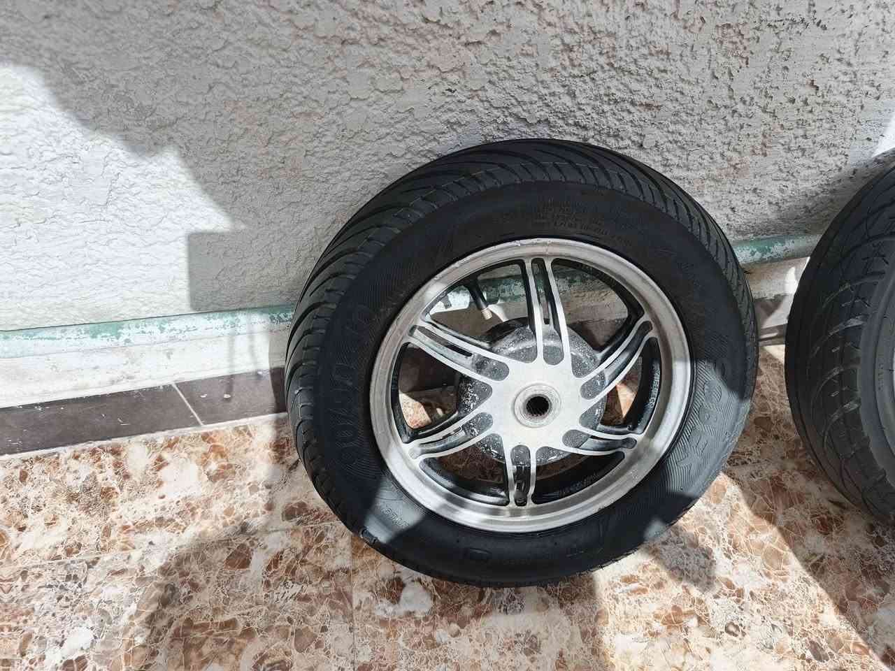 للبيع السعر خاص***********
