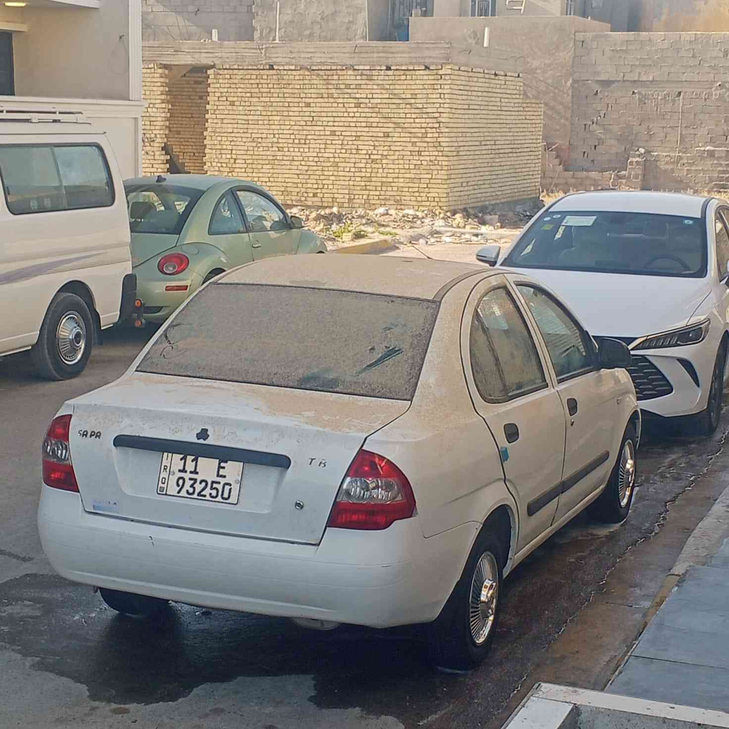 السلام عليكم 
للبيع او مراوس حسب القناعه 
كفاله عامه فقط بارد بل جاملغ الخلفي 
سياره نضيفه وجديده تجي وتشوف بعينك
تخم تاير جديد حداديه جديده 
تبريد ثلج ❄️ 
شاشه اندرويد 
دوشمه كشنات 
دوشمه كاعيه وسفاري 
زنون سياره جاهزه من كلشي 
السياره بسمي تحويل ثاني يوم
السعر 45 وبيهة مجال شي قليل 
***********
